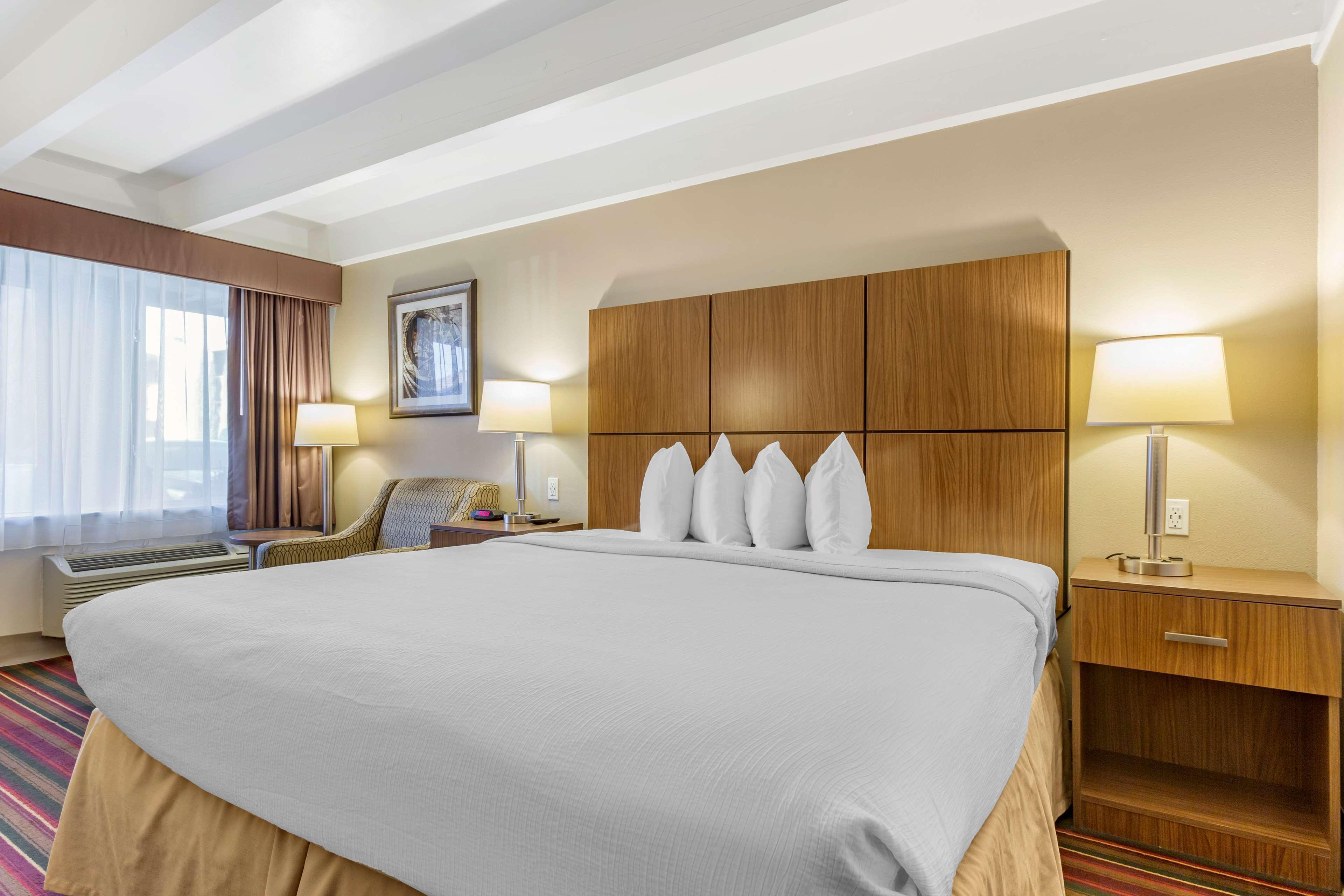 Best Western El Rancho Palacio Roswell Exterior photo