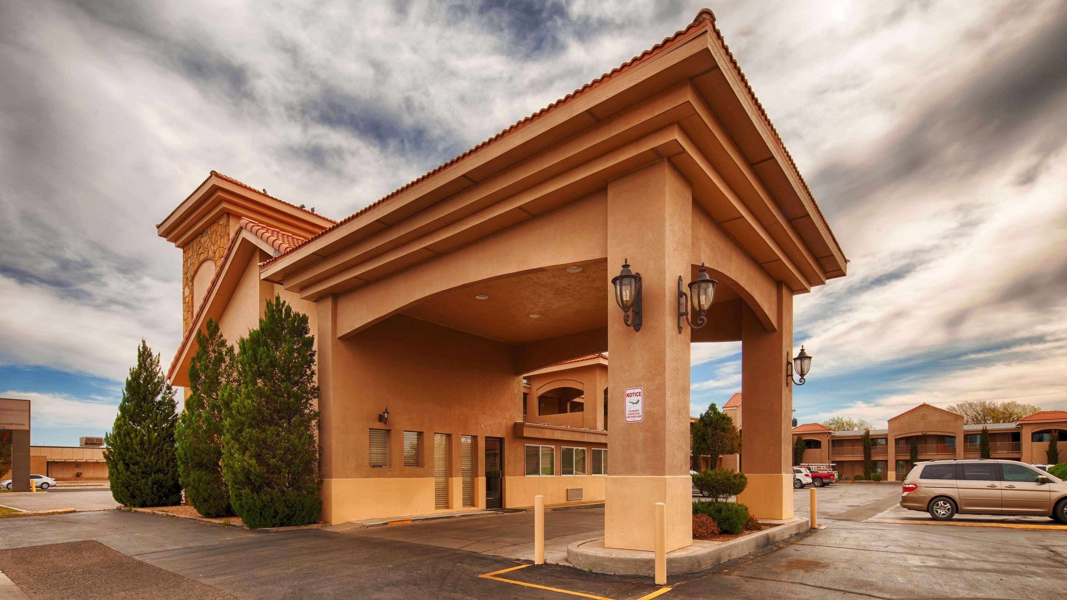 Best Western El Rancho Palacio Roswell Exterior photo