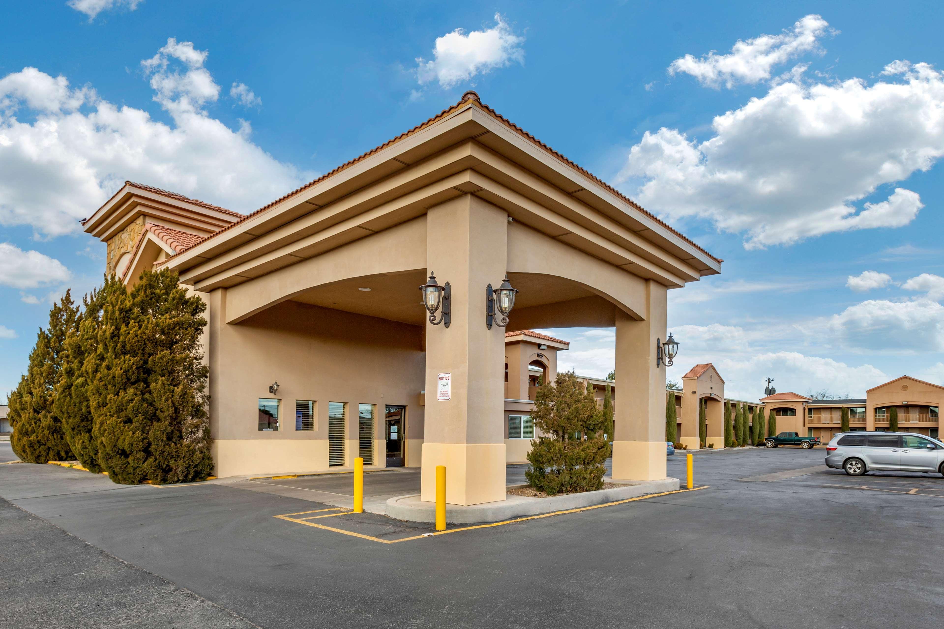Best Western El Rancho Palacio Roswell Exterior photo